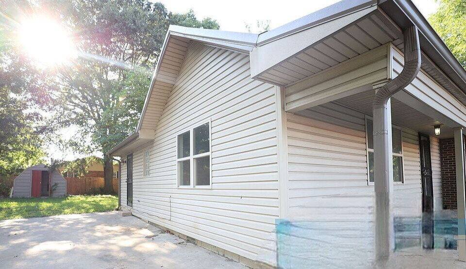 Townhouse for rent at 1801-B W Nettleton Ave, Jonesboro, AR 72401