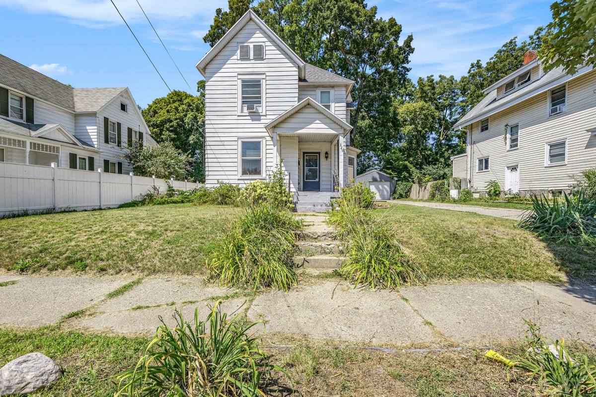 House for rent at 329 Ann St NE, Grand Rapids, MI 49505