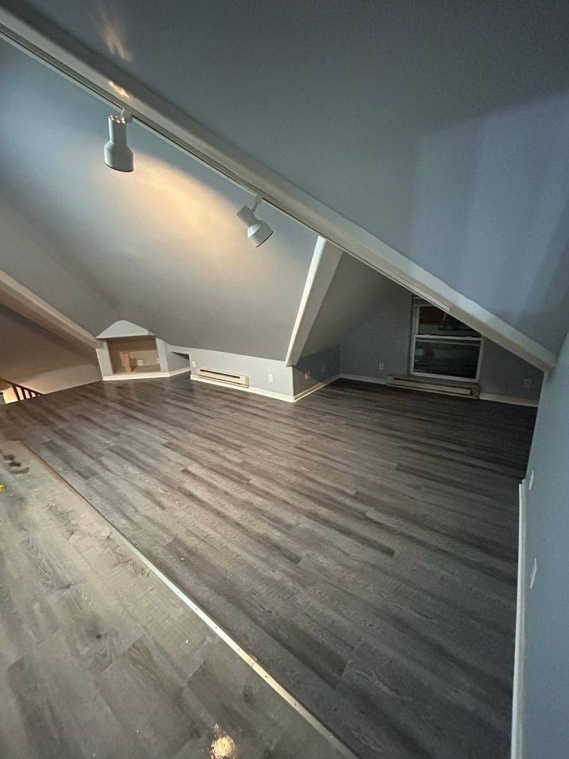 Apartment for rent at 516 W Third St, Mishawaka, IN 46544