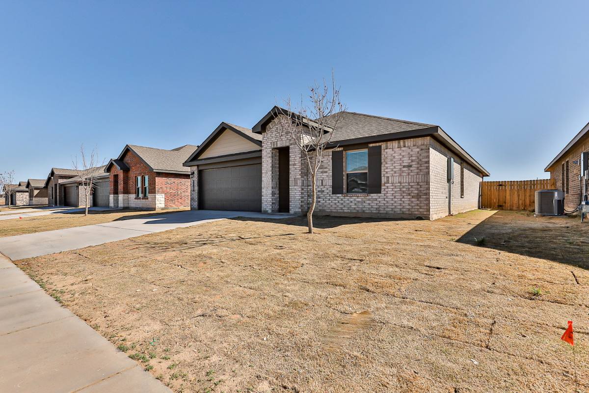 House for rent at 7729 92nd St, Lubbock, TX 79424