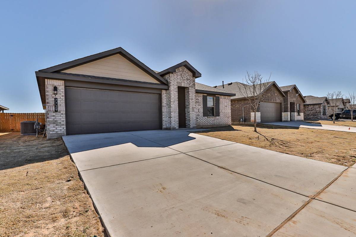 House for rent at 7729 92nd St, Lubbock, TX 79424