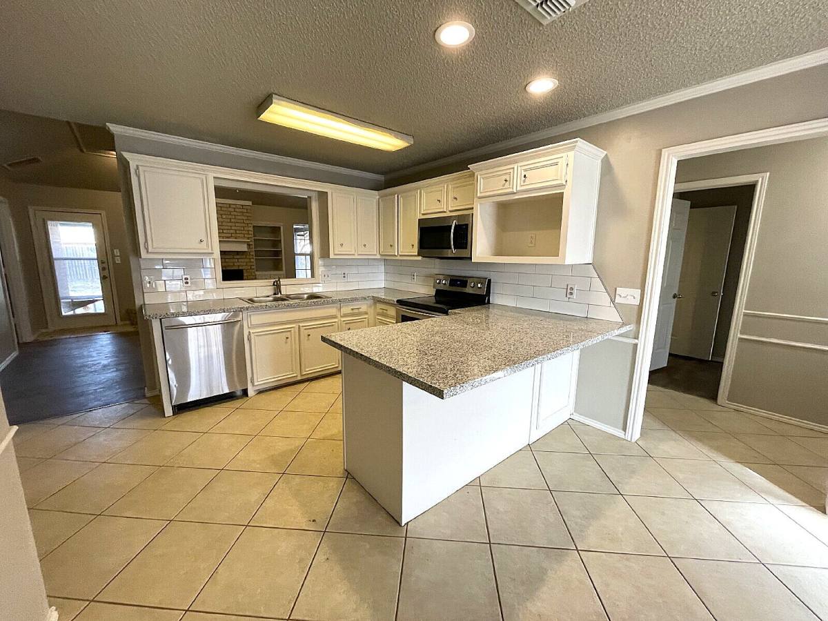 House for rent at 6328 10th St, Lubbock, TX 79416