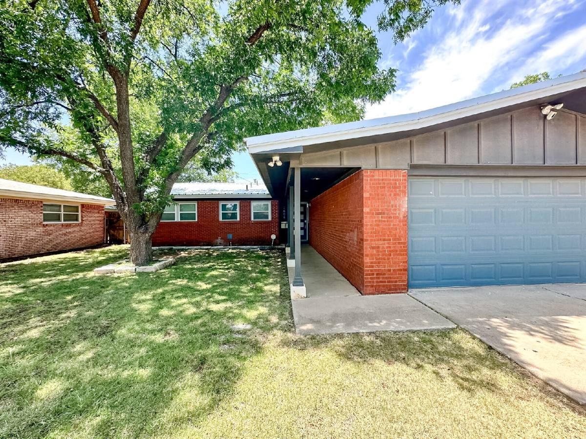 House for rent at 2608 Raleigh Ave, Lubbock, TX 79410