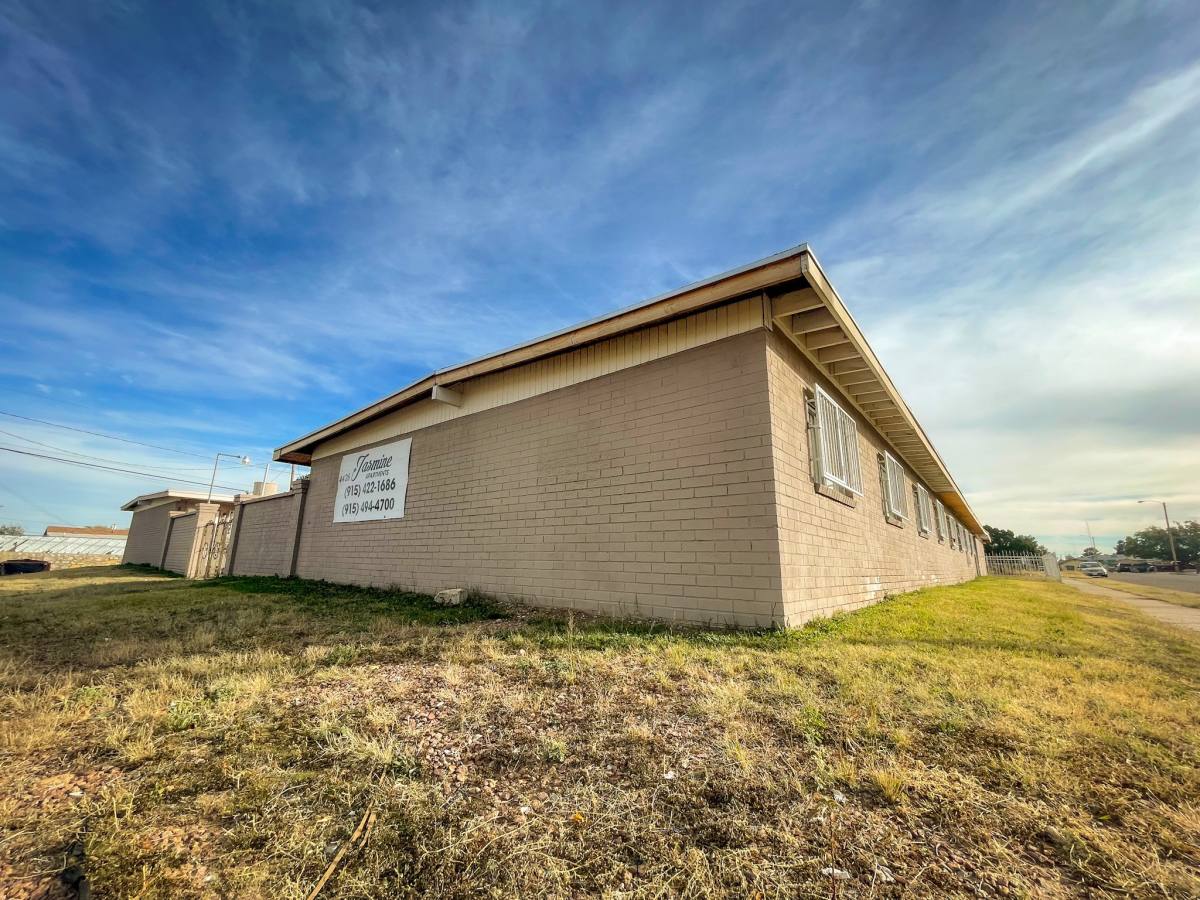Apartment for rent at 4426 Moonlight Ave #NO- 4, El Paso, TX 79904