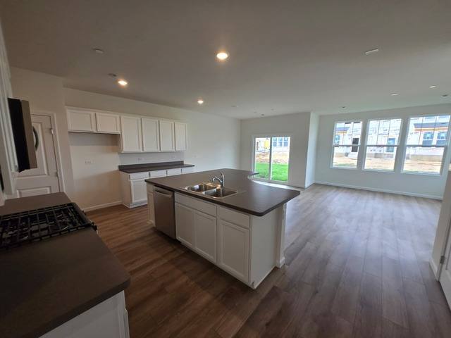 House for rent at 5931 Hawkweed Dr, Naperville, IL 60564