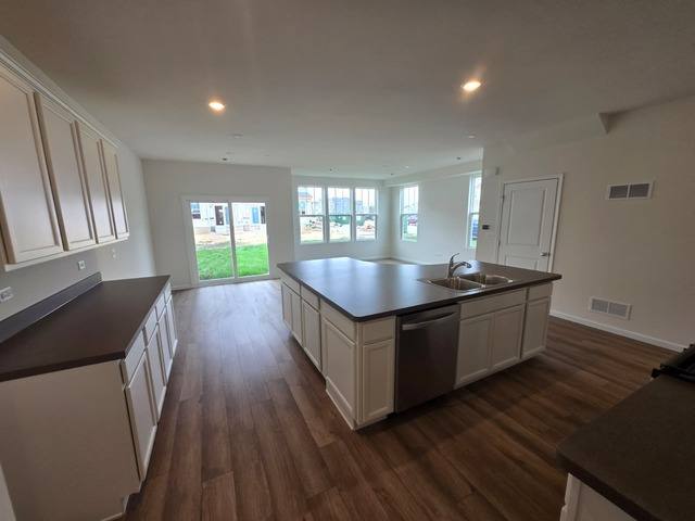 House for rent at 5931 Hawkweed Dr, Naperville, IL 60564