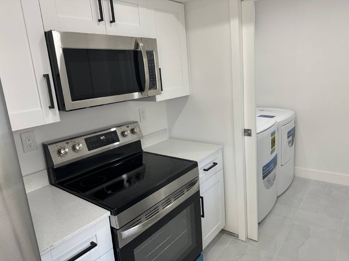 Apartment for rent at 890 SW 28th St #1, Fort Lauderdale, FL 33315
