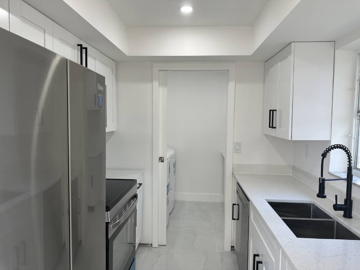Apartment for rent at 890 SW 28th St #1, Fort Lauderdale, FL 33315