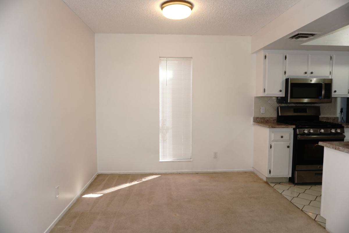 Apartment for rent at 1405 Vegas Valley, Las Vegas, NV 89169