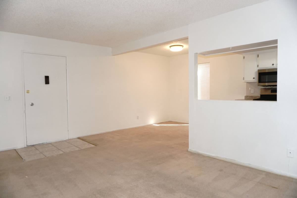 Apartment for rent at 1405 Vegas Valley, Las Vegas, NV 89169