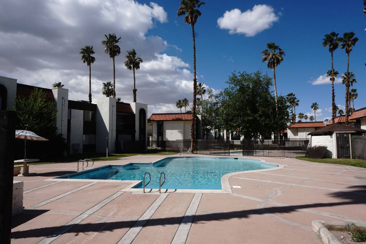 Apartment for rent at 1405 Vegas Valley, Las Vegas, NV 89169