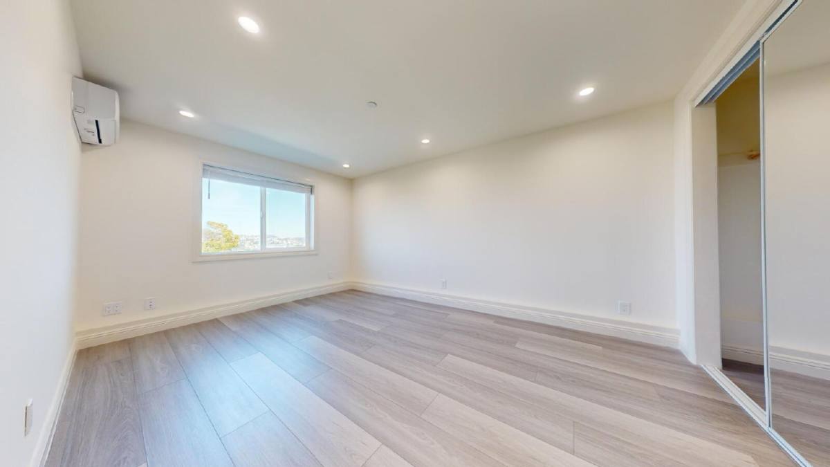 Townhouse for rent at 150 Frankfort St, Daly City, CA 94014