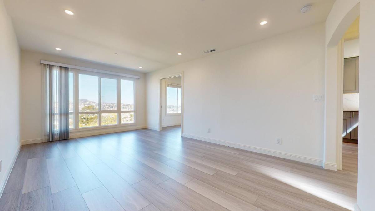 Townhouse for rent at 150 Frankfort St, Daly City, CA 94014