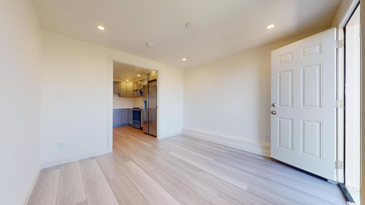 Townhouse for rent at 150 Frankfort St, Daly City, CA 94014