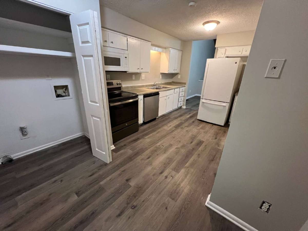 Townhouse for rent at 2563 Terrace Trail, Decatur, GA 30035