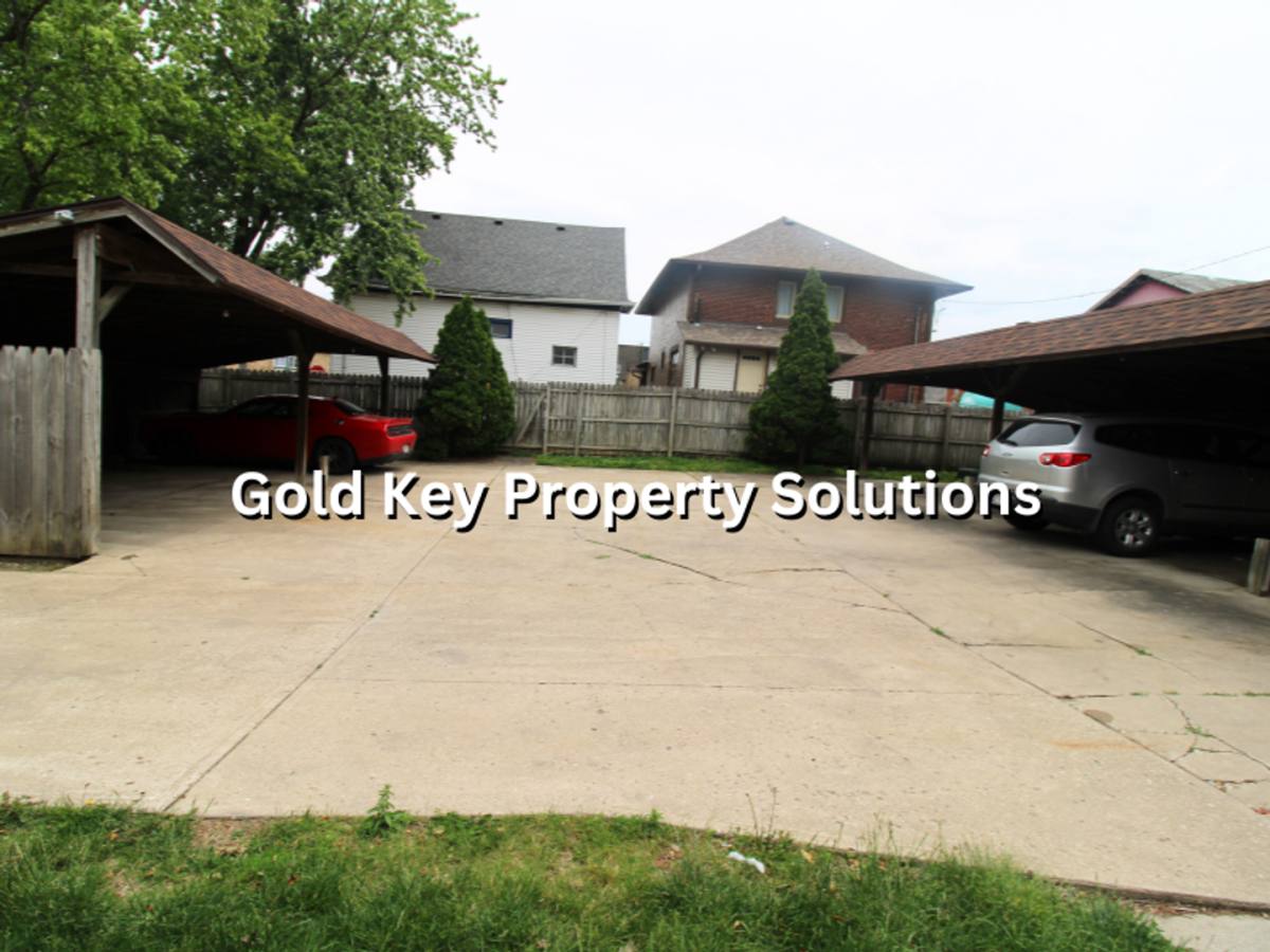 Apartment for rent at 602-610 Meridian St, Anderson, IN 46016