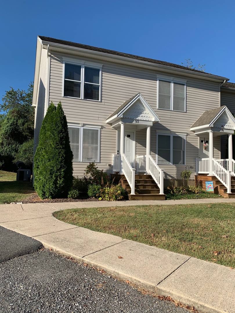 Townhouse for rent at 93 Trimmer Trail, Lexington, VA 24450