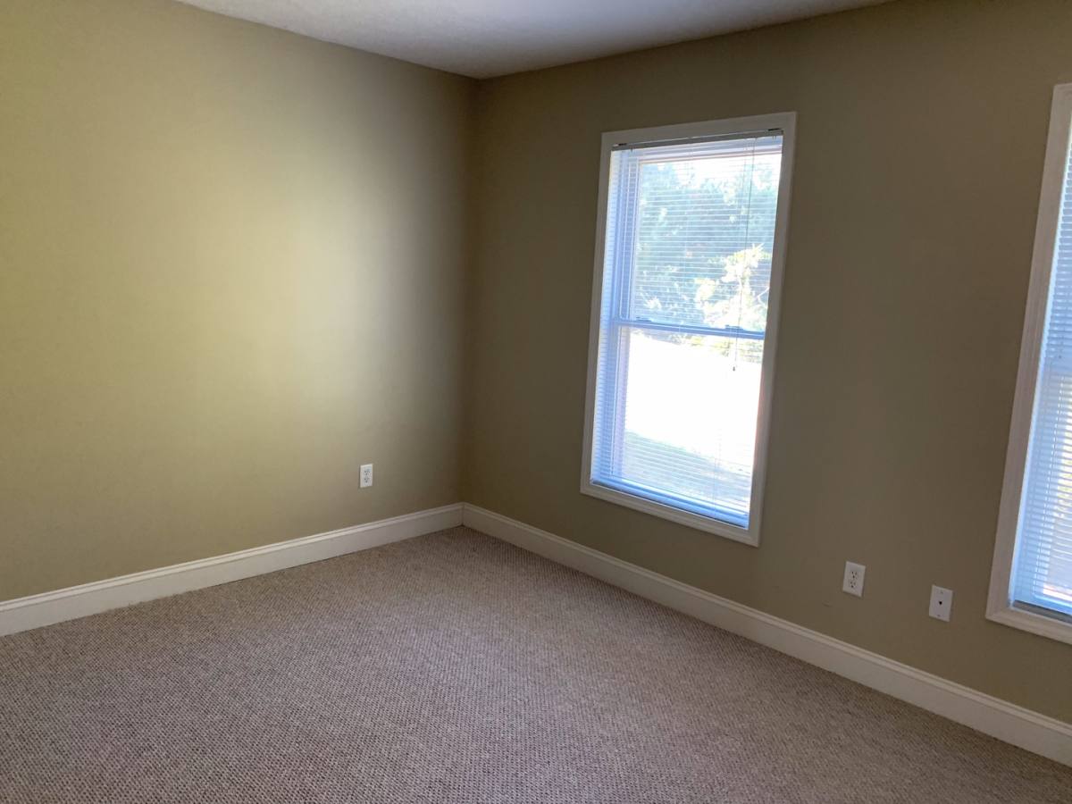 Townhouse for rent at 93 Trimmer Trail, Lexington, VA 24450