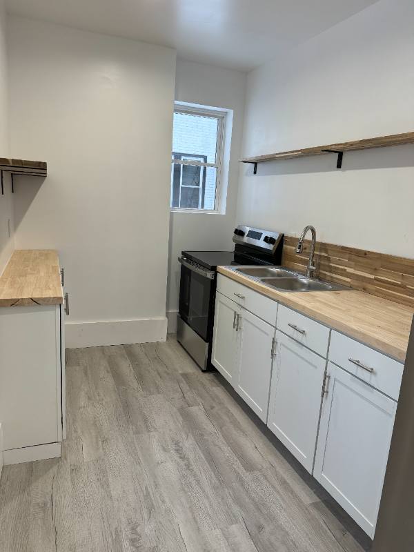 Apartment for rent at 2131 Williams Ave 2133, Cincinnati, OH 45214