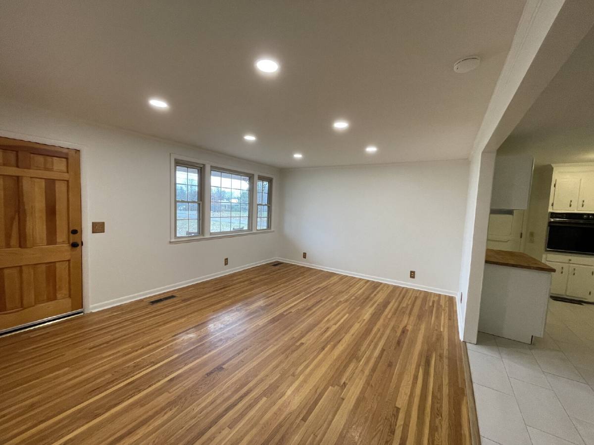 House for rent at 102 Crosby Dr, Hendersonville, TN 37075