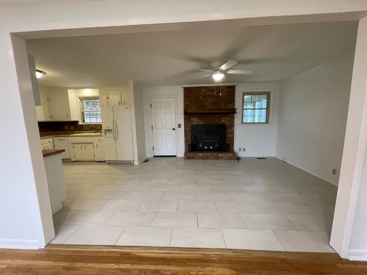 House for rent at 102 Crosby Dr, Hendersonville, TN 37075