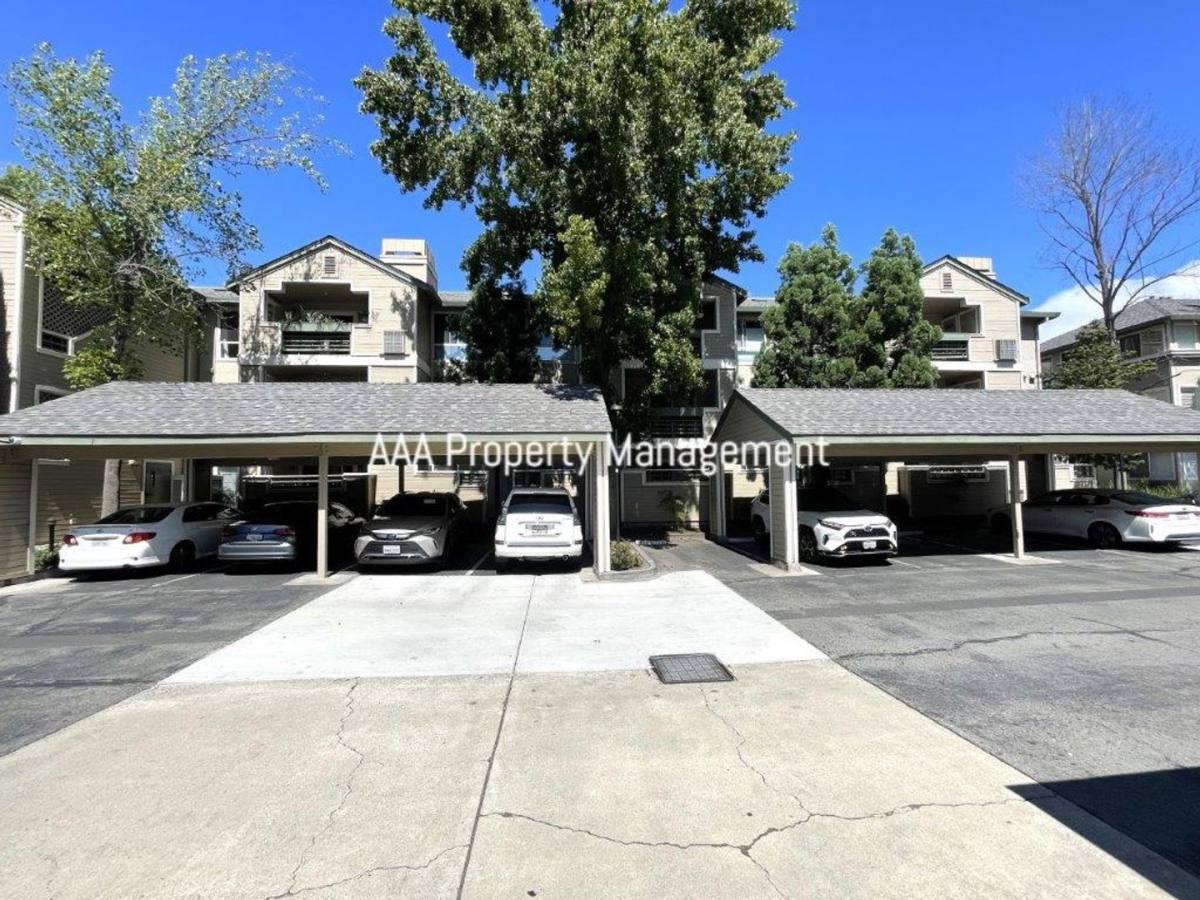Condo for rent at 2530 Oak Rd, Walnut Creek, CA 94597