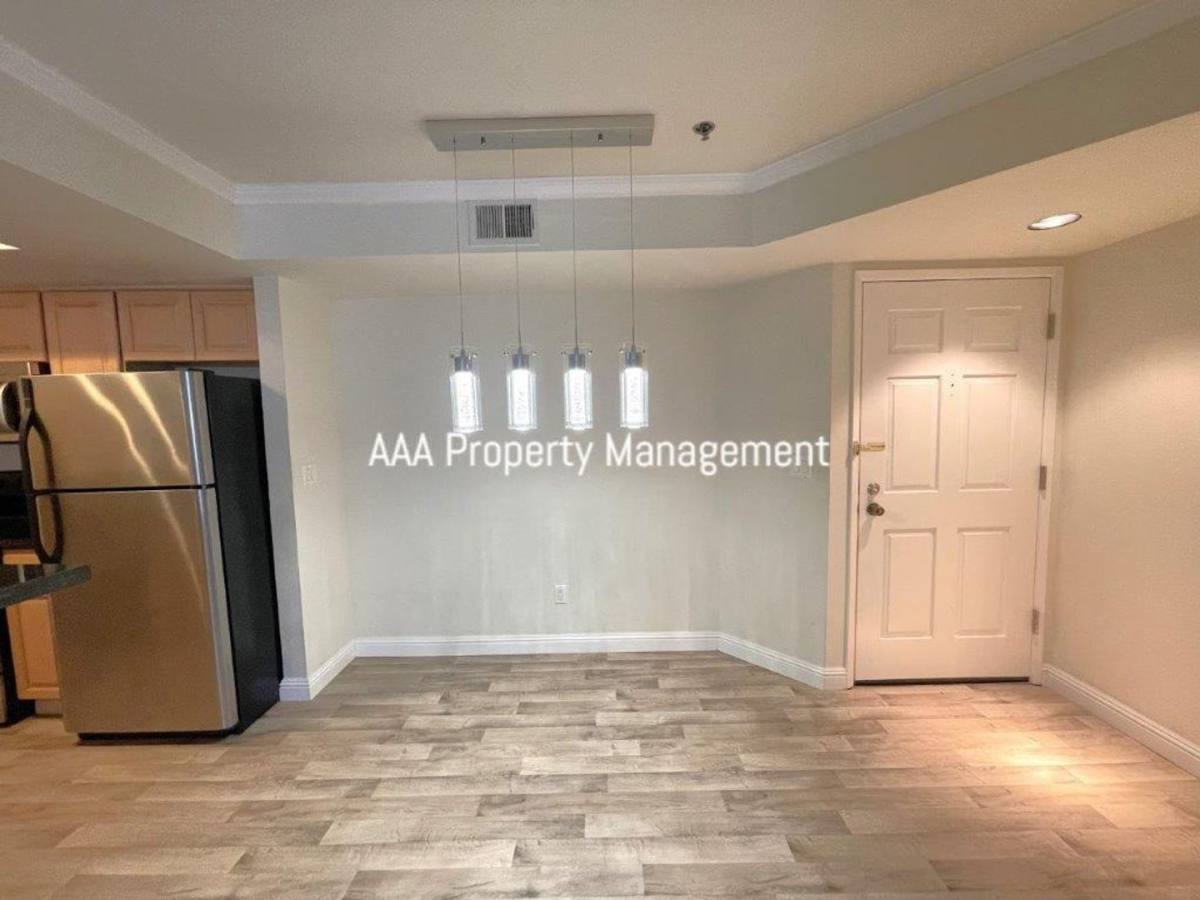 Condo for rent at 2530 Oak Rd, Walnut Creek, CA 94597