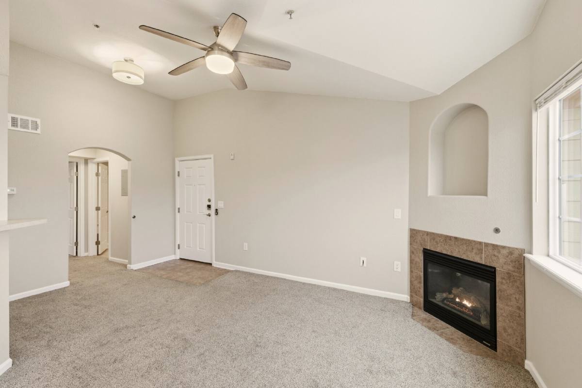 Condo for rent at 5726 N Genoa Way #301, Aurora, CO 80019