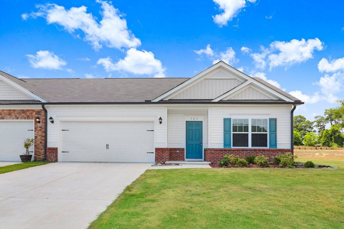 Townhouse for rent at 103 Drake Village Dr, Goldsboro, NC 27530