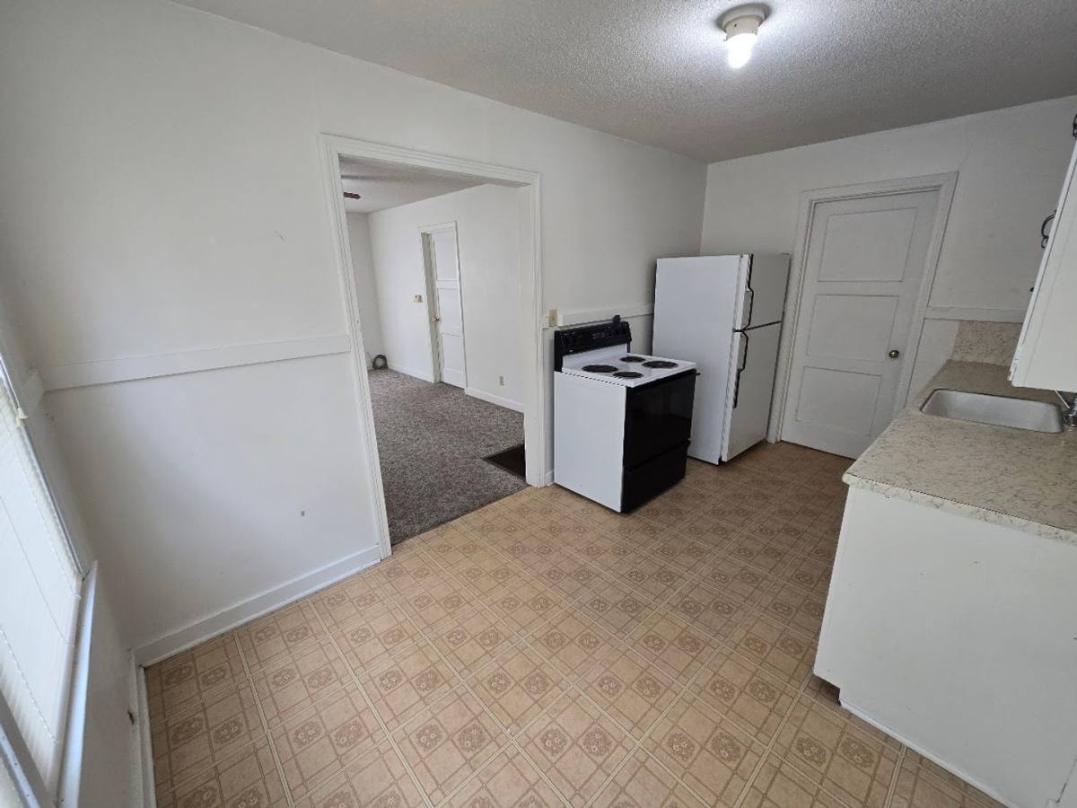 Apartment for rent at 536 Garfield 1819 6th, Clay Center, KS 67432