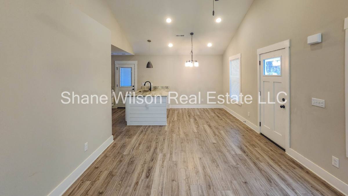 House for rent at 912 Worth St, La Fayette, GA 30728