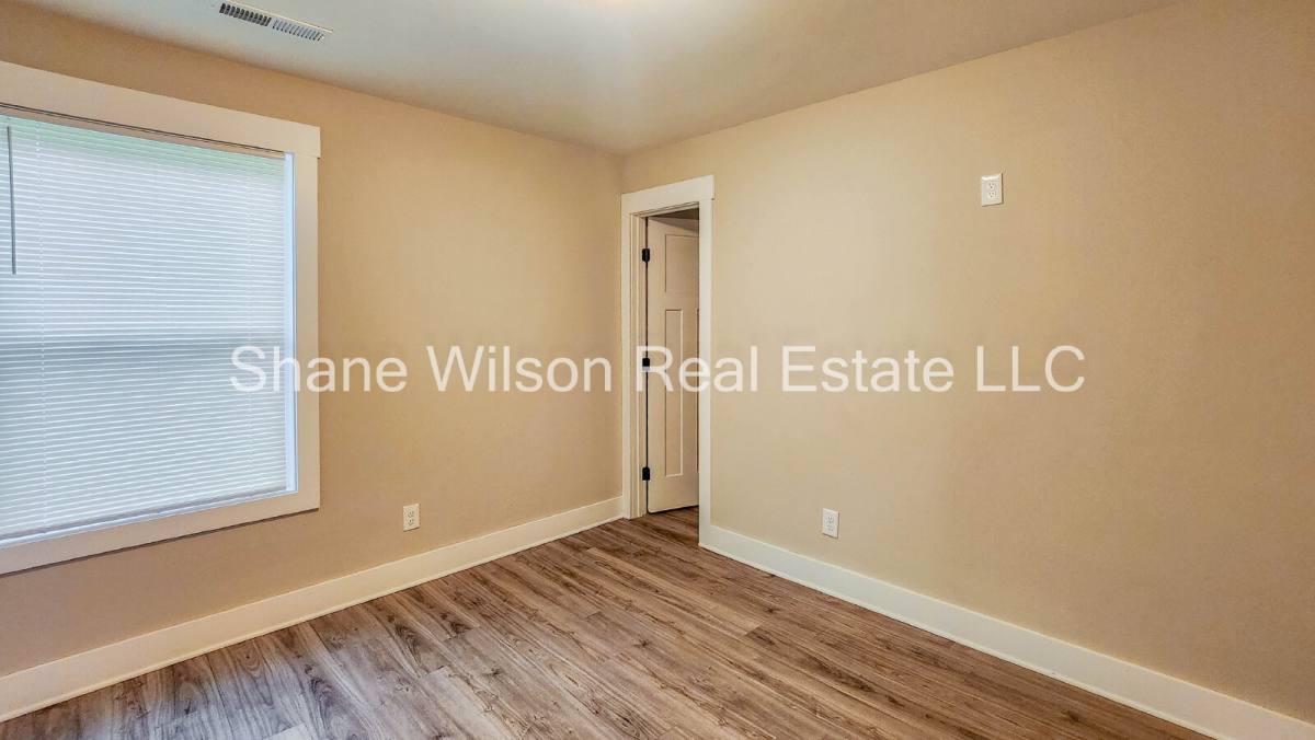 House for rent at 912 Worth St, La Fayette, GA 30728