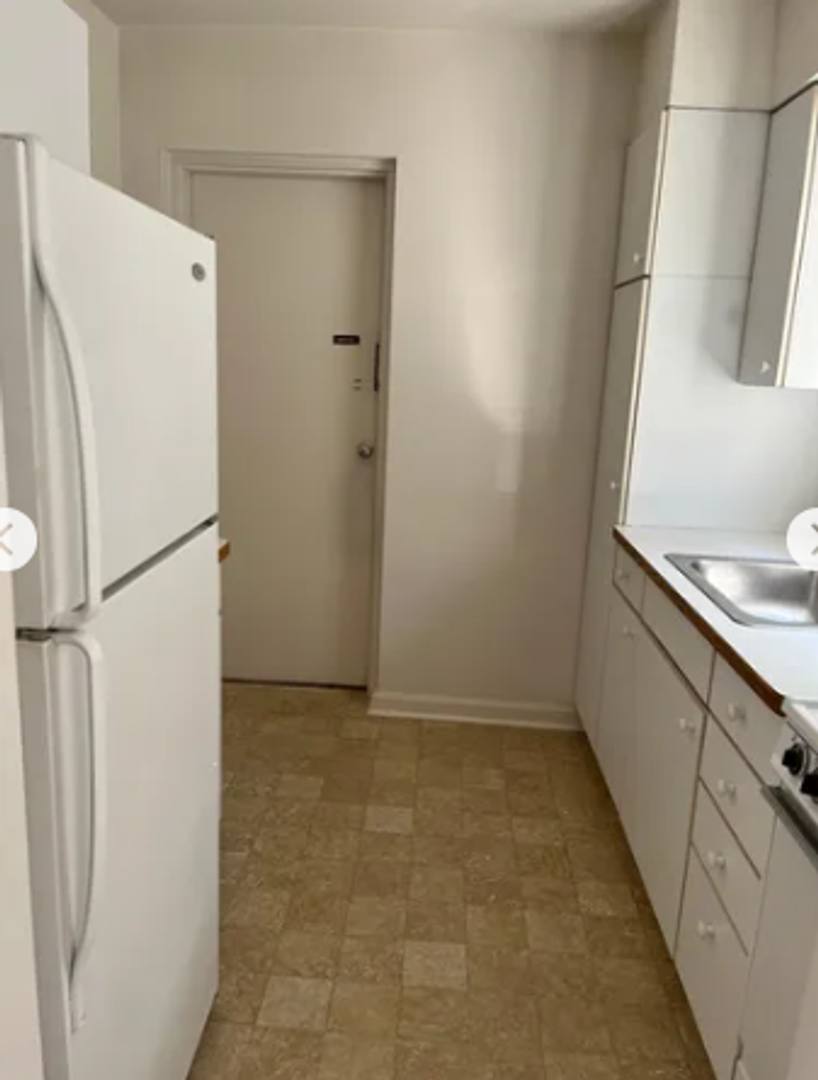 Apartment for rent at 3309 State St, Erie, PA 16508