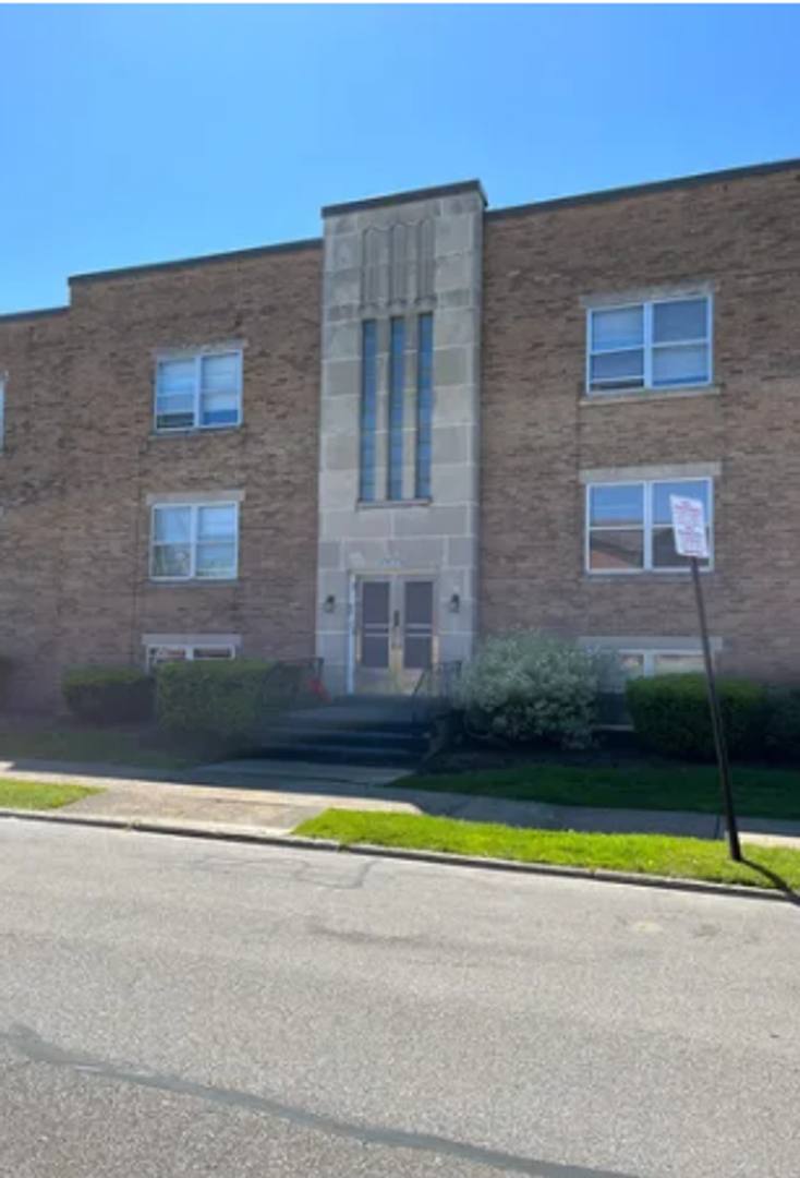 Apartment for rent at 3309 State St, Erie, PA 16508