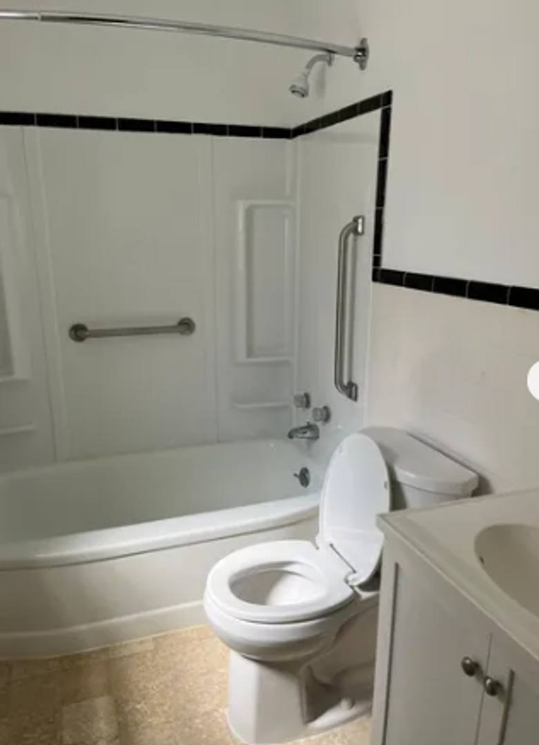 Apartment for rent at 3309 State St, Erie, PA 16508