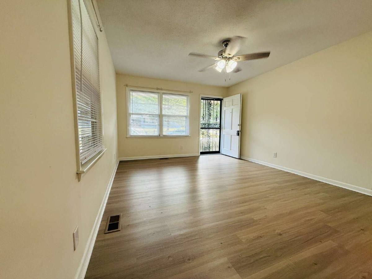 House for rent at 718 Dwain Dr, Fayetteville, NC 28305