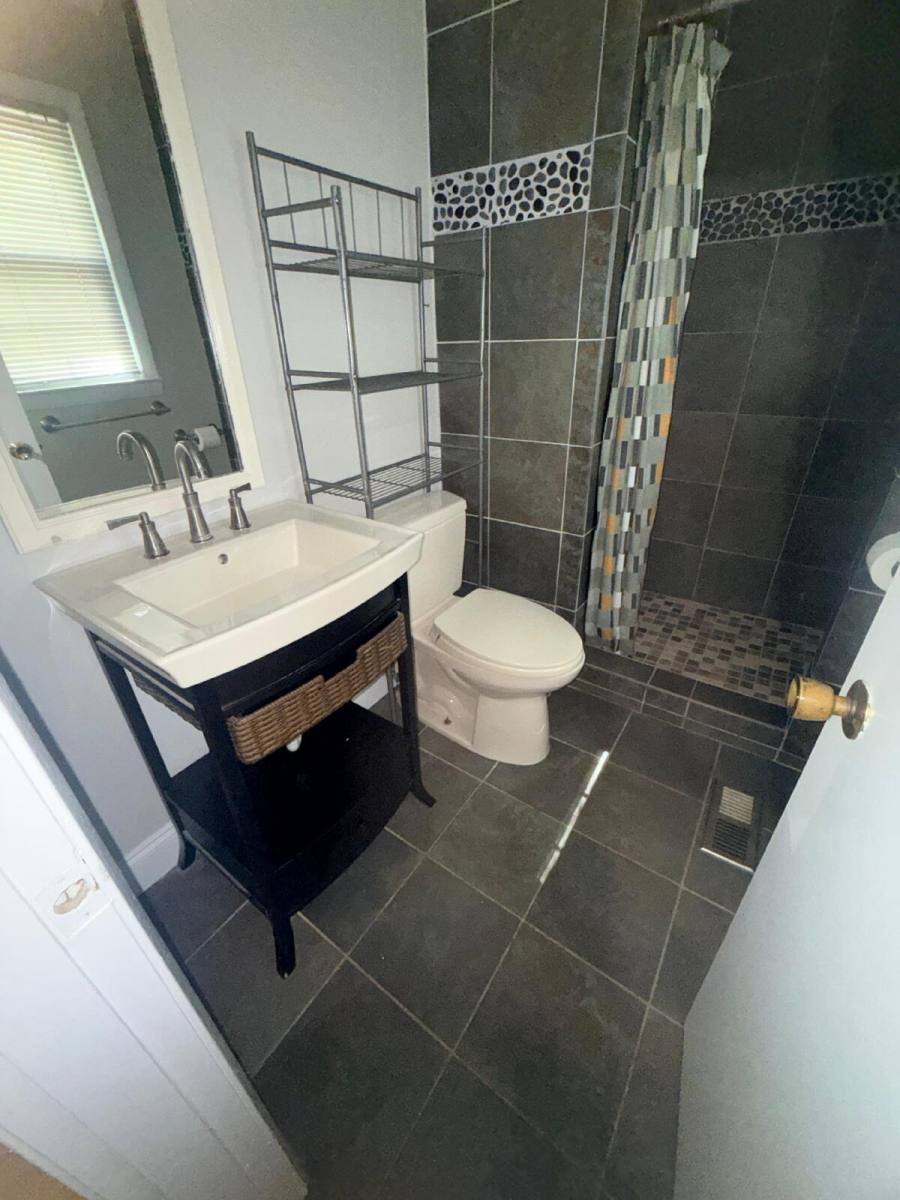 House for rent at 1401 Habersham Dr, Fayetteville, NC 28304