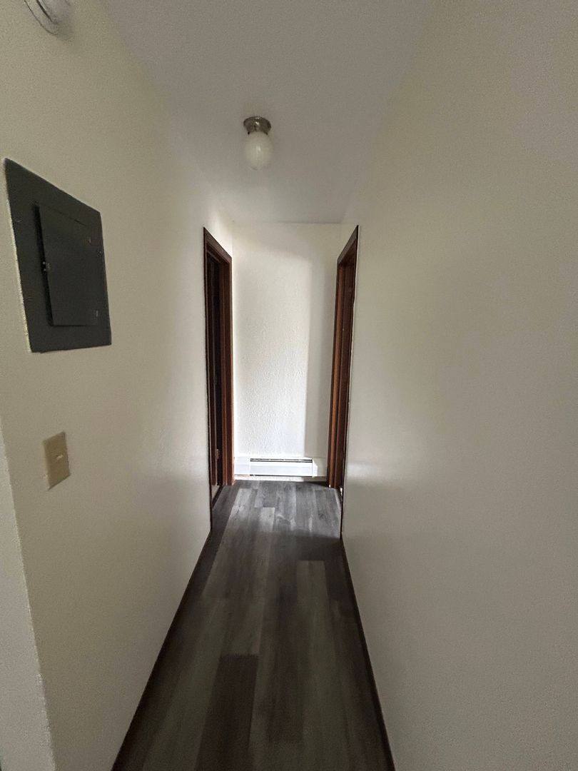 Apartment for rent at 400 Dewey St, Saint Paul, MN 55104