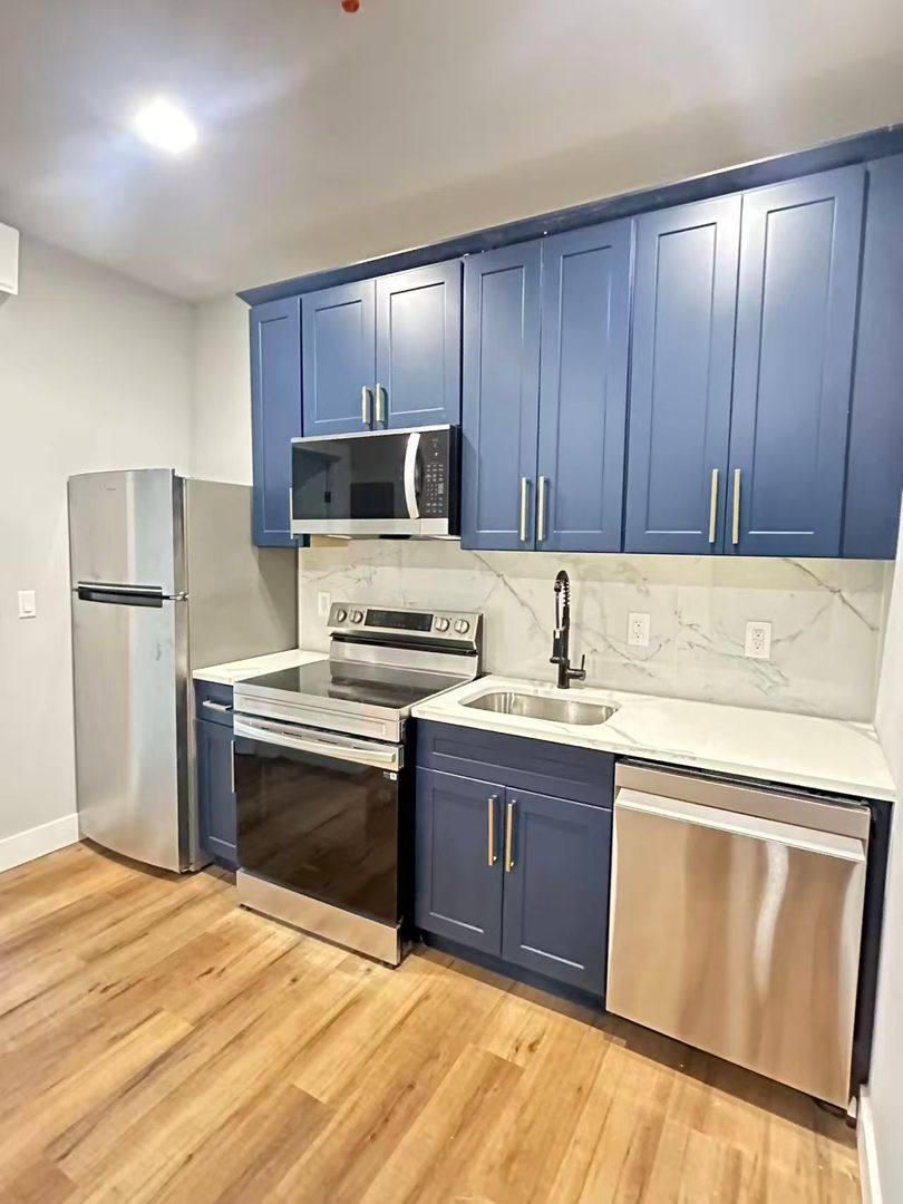 Apartment for rent at 29 S 2nd St, Philadelphia, PA 19106