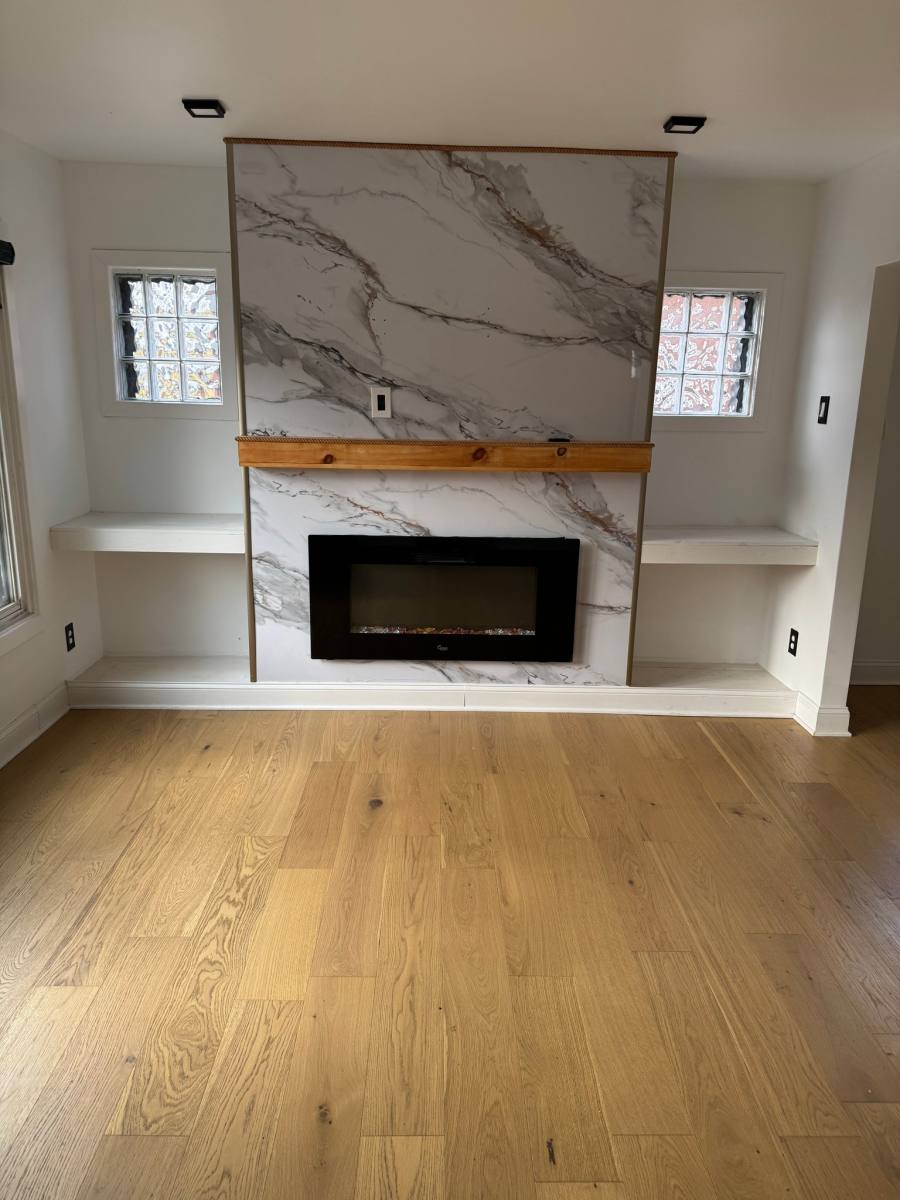 Apartment for rent at 15318 Murray Hill St #2, Detroit, MI 48227