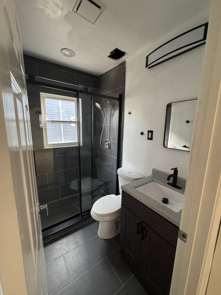 Apartment for rent at 15318 Murray Hill St #2, Detroit, MI 48227