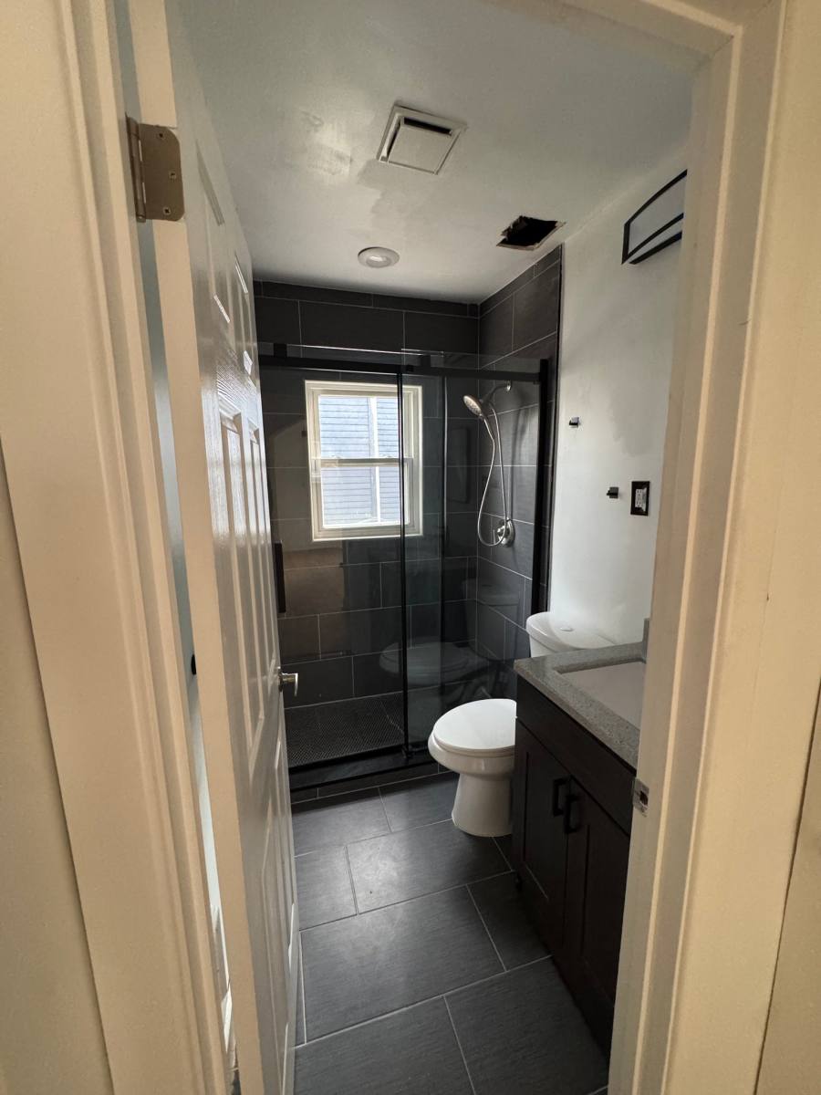 Apartment for rent at 15318 Murray Hill St #2, Detroit, MI 48227