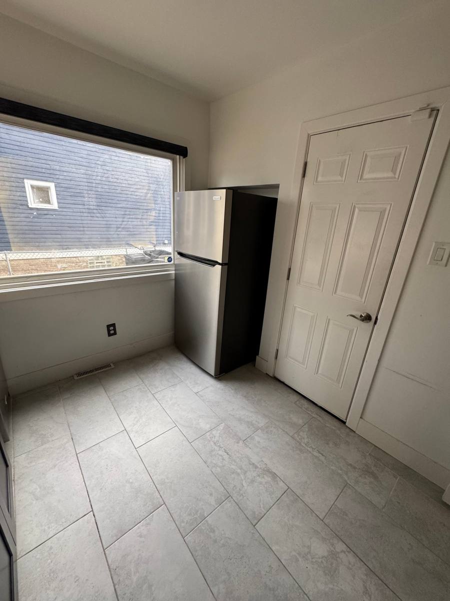 Apartment for rent at 15318 Murray Hill St #2, Detroit, MI 48227