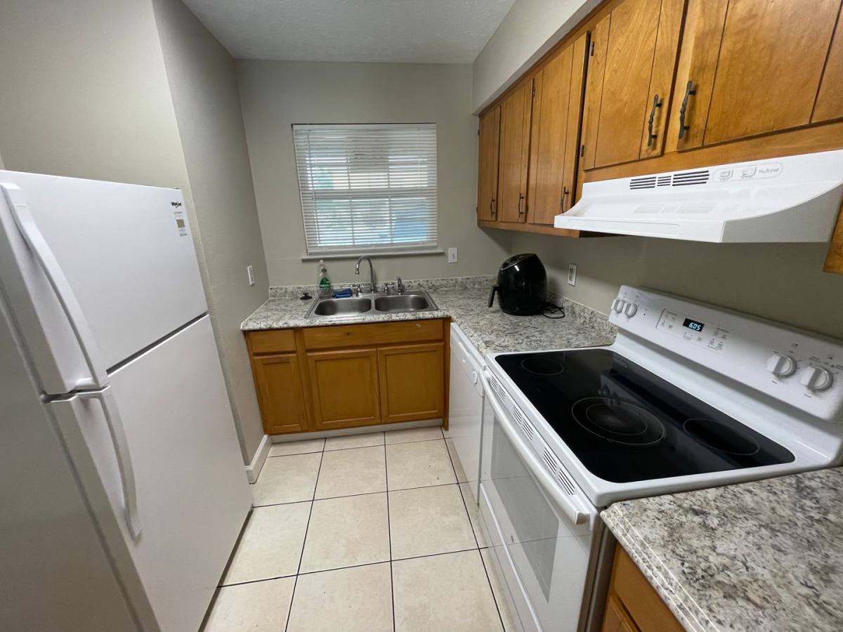 Apartment for rent at 6913 Cherry St, Panama City, FL 32404