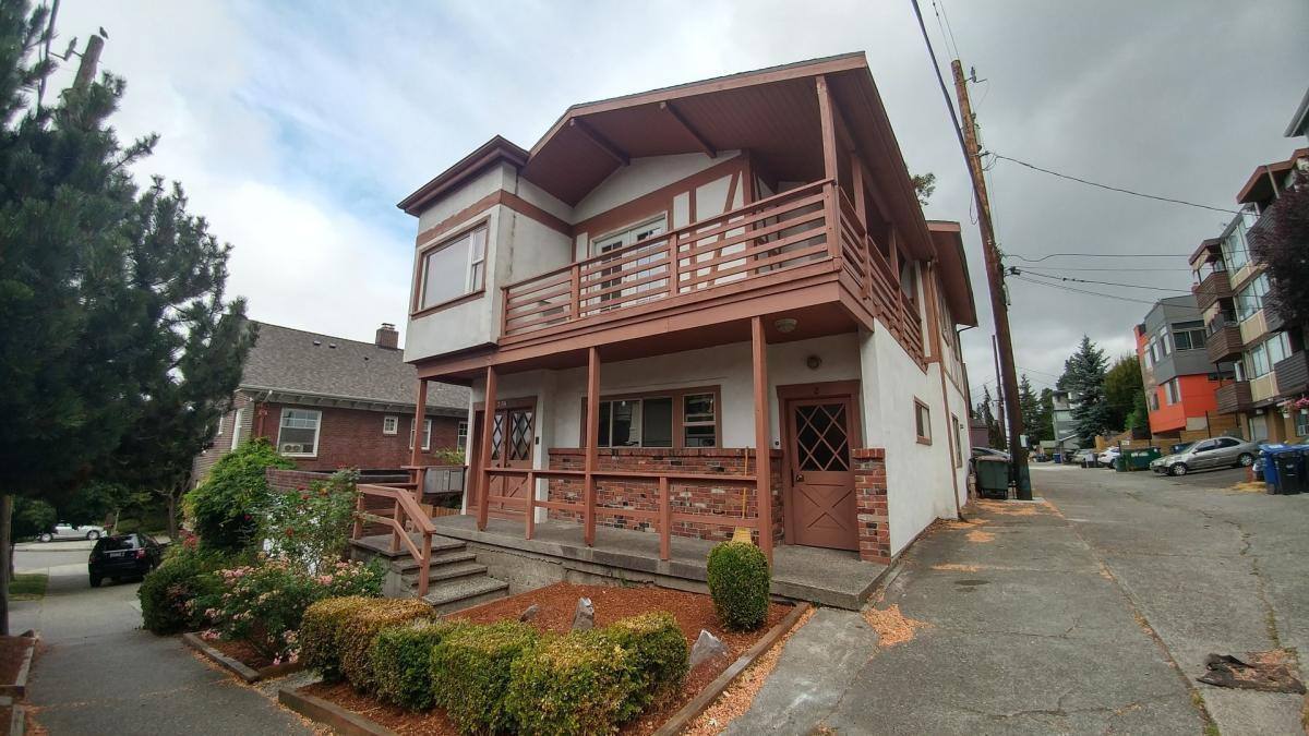 Apartment for rent at 258 E Newton St #1, Seattle, WA 98102