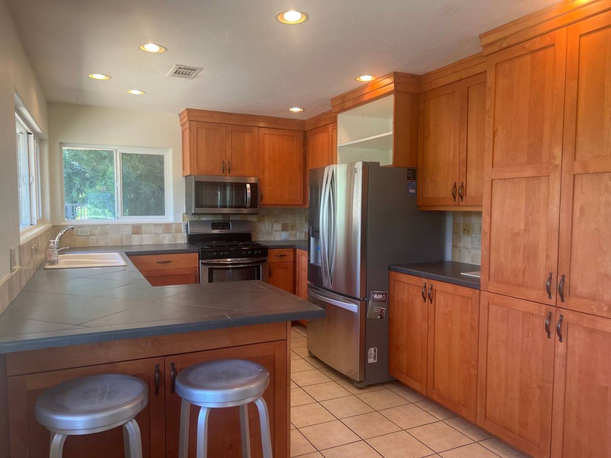 House for rent at 495 Jennifer St, Ashland, OR 97520