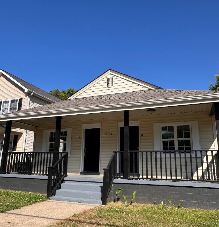 Townhouse for rent at 304 N Leach St, Greenville, SC 29601