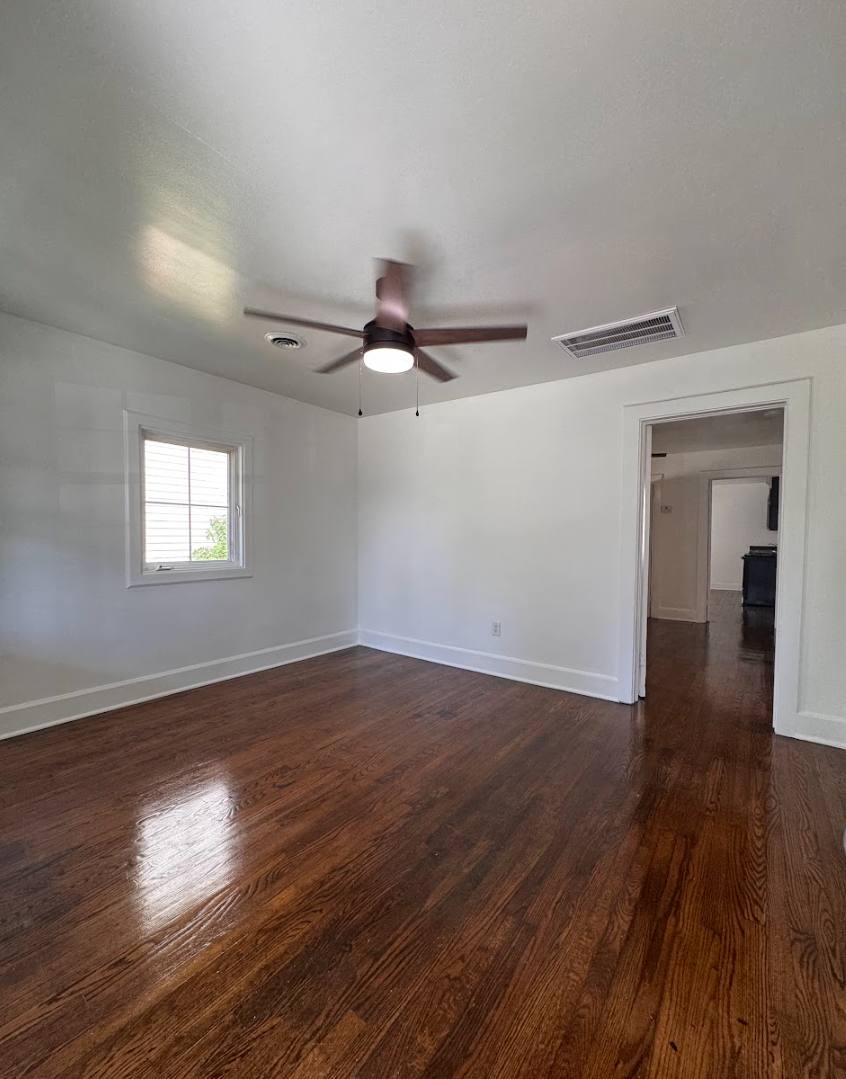 Townhouse for rent at 304 N Leach St, Greenville, SC 29601