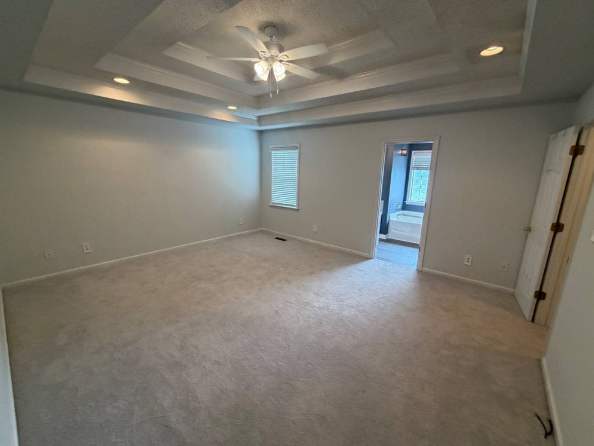 House for rent at 102 N Woodridge Dr, Pikeville, NC 27863