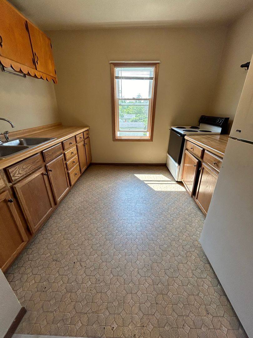 Apartment for rent at 1115 Hollister Ave, Tomah, WI 54660